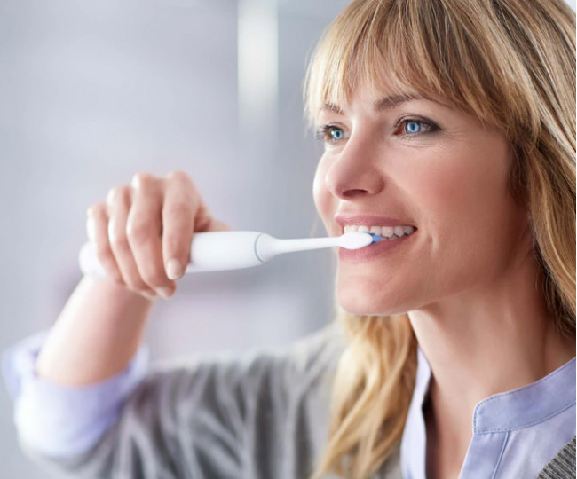 Электрическая зубная щетка Philips Sonicare ProtectiveClean 6100 HX6877/28